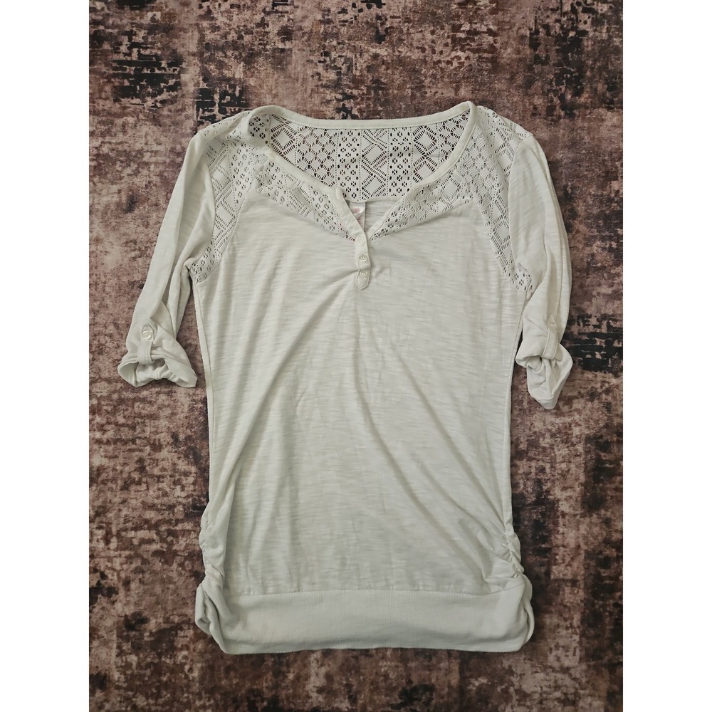 No Boundaries White Lace Yoke Henley Top Women's M (7-9)